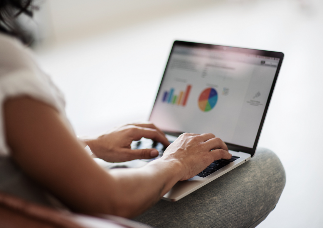 Creating-a-Unique-Brand-Identity-with-Customizable-Shopify-Theme eCommerce Paradise