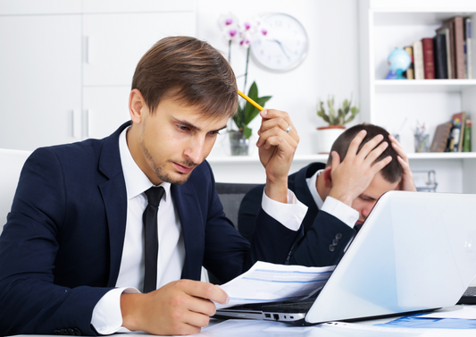 Avoiding-Common-Mistakes-in-High-Ticket-Dropshipping-Lessons-from-Failures eCommerce Paradise